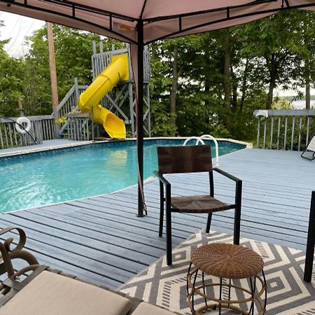 Lakeview Cottage In The Forest With Private Swimming Pool Bobcaygeon エクステリア 写真