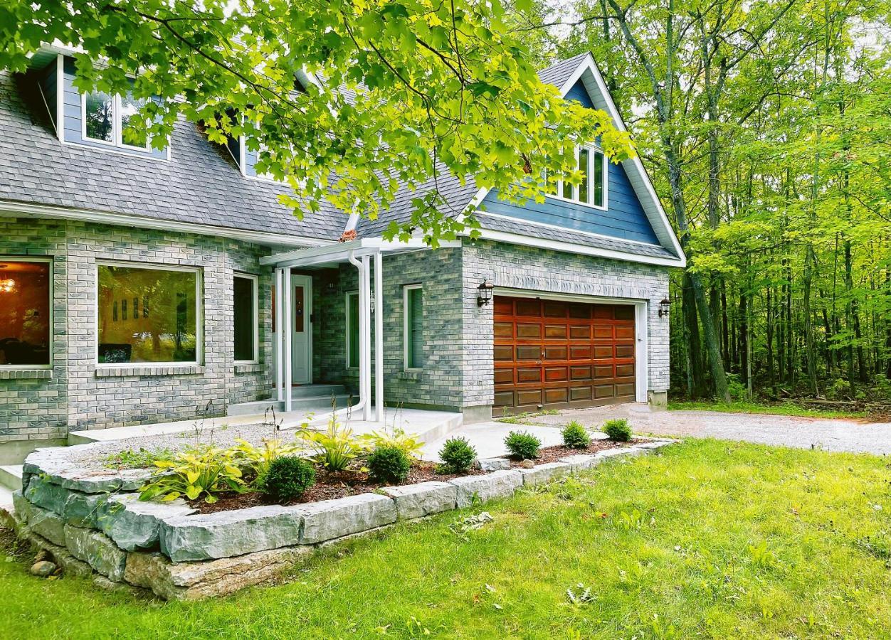 Lakeview Cottage In The Forest With Private Swimming Pool Bobcaygeon エクステリア 写真